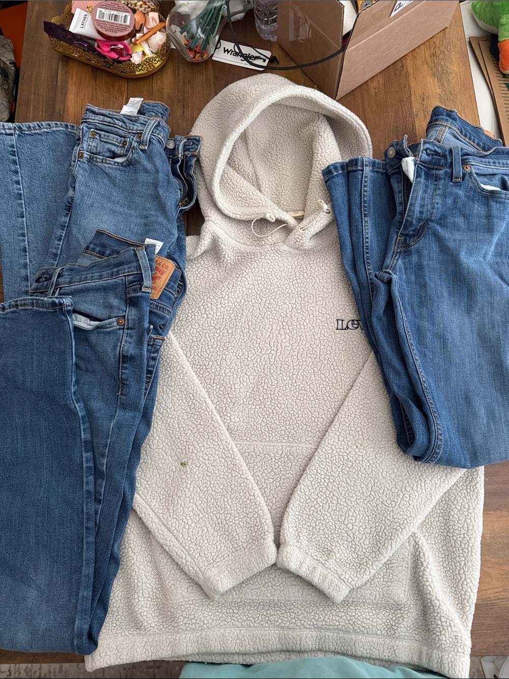 Levi’s bundle Cream Sherpa Hoodie medium  with three 29x32 Levi’s jeans mens